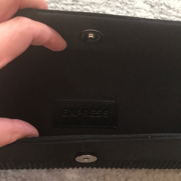Express studded clutch - Picture 3 of 6